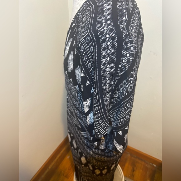 Forever 21 Multi Color Aztec Western Duster with Fringe OSFM Must Have - Picture 4 of 6